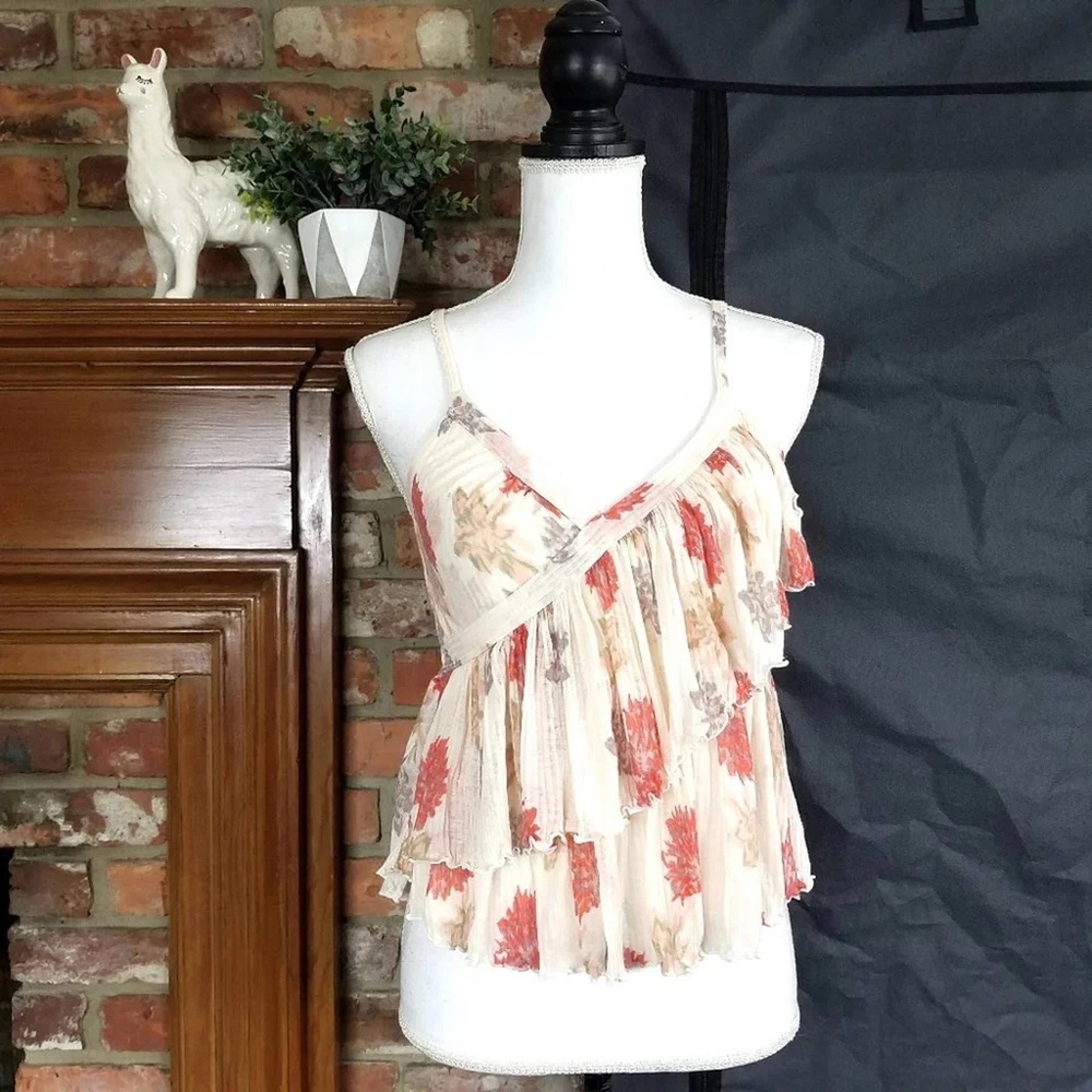 Floral Ruffle Tank - Picture 3 of 8